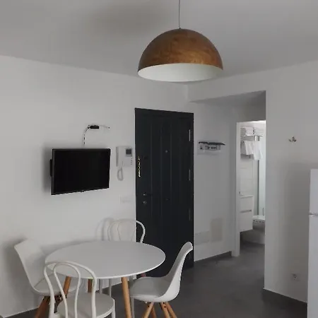 The Blue Corner Apartament *
